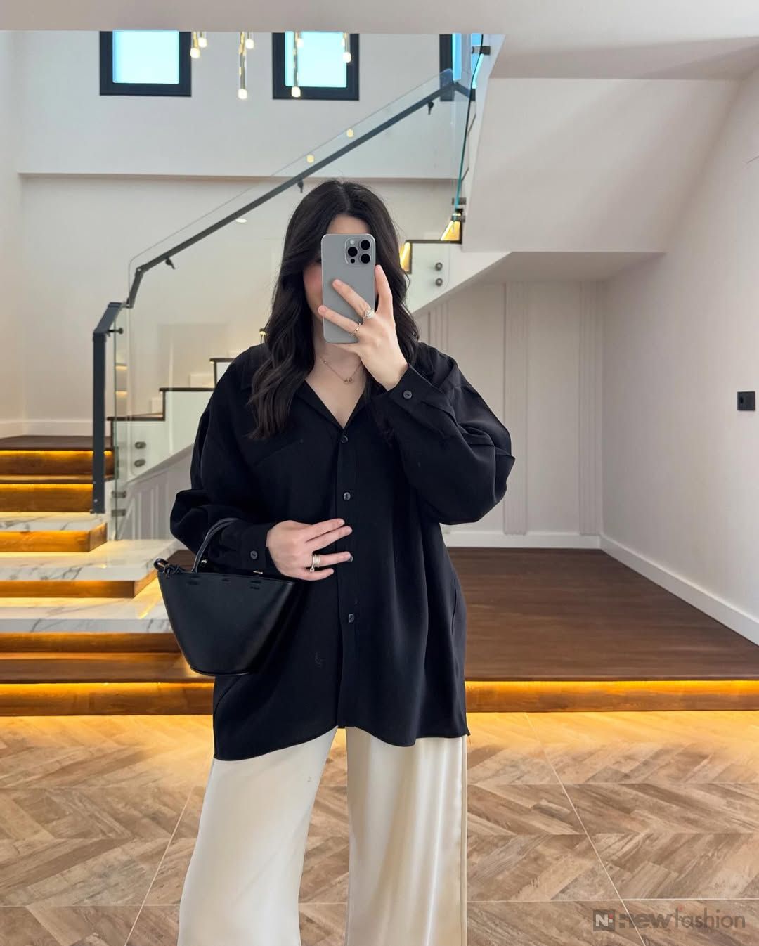 هاد الأنسومبل غتلبسيه بلا ما تخممي! الراحة والكلاس مجموعين 😉